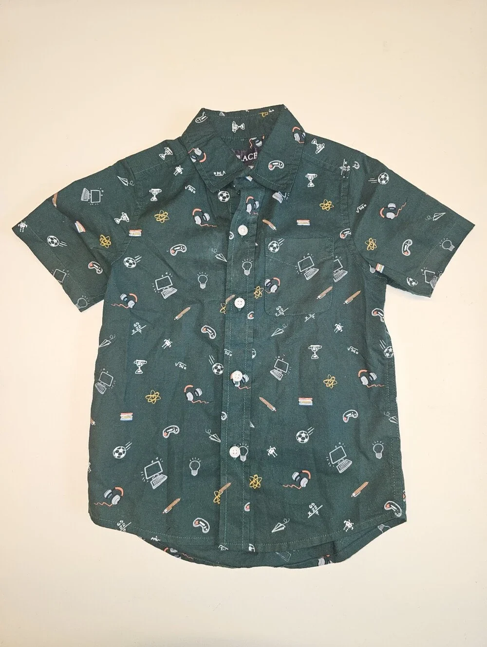 EUC | Size 4 | The Children’s Place | Green School Icons Button-Down Shirt
